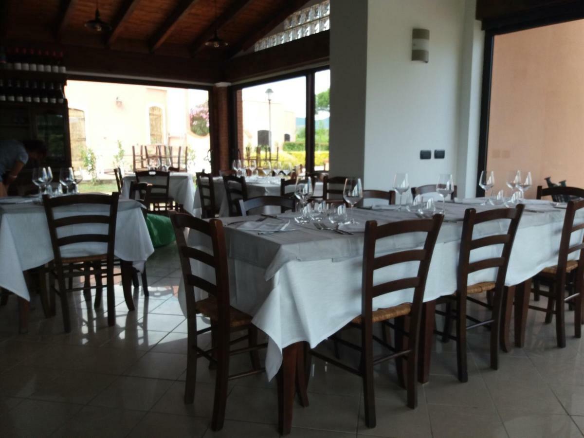 Hotel Ristorante Al Canto Delle Sirene Terracina Eksteriør billede