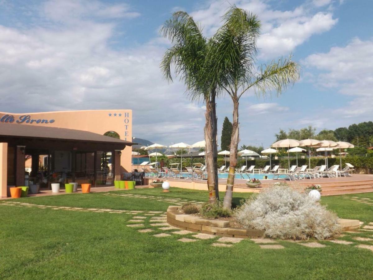 Hotel Ristorante Al Canto Delle Sirene Terracina Eksteriør billede