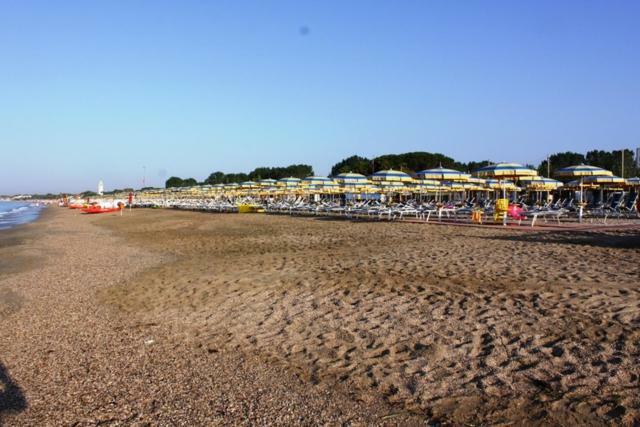 Hotel Ristorante Al Canto Delle Sirene Terracina Eksteriør billede